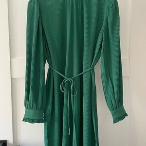 Ann Taylor Green Long Sleeve Dress